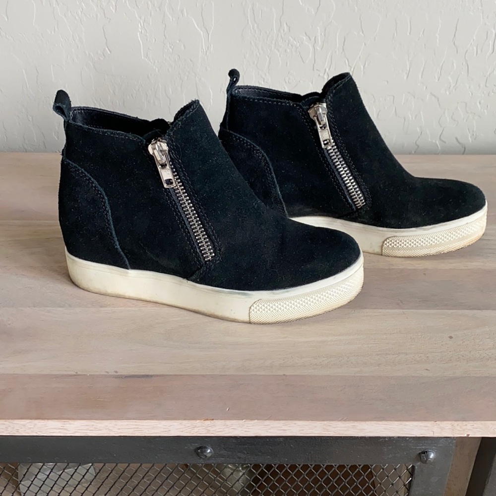 COPY - Steve Madden wedges size 6